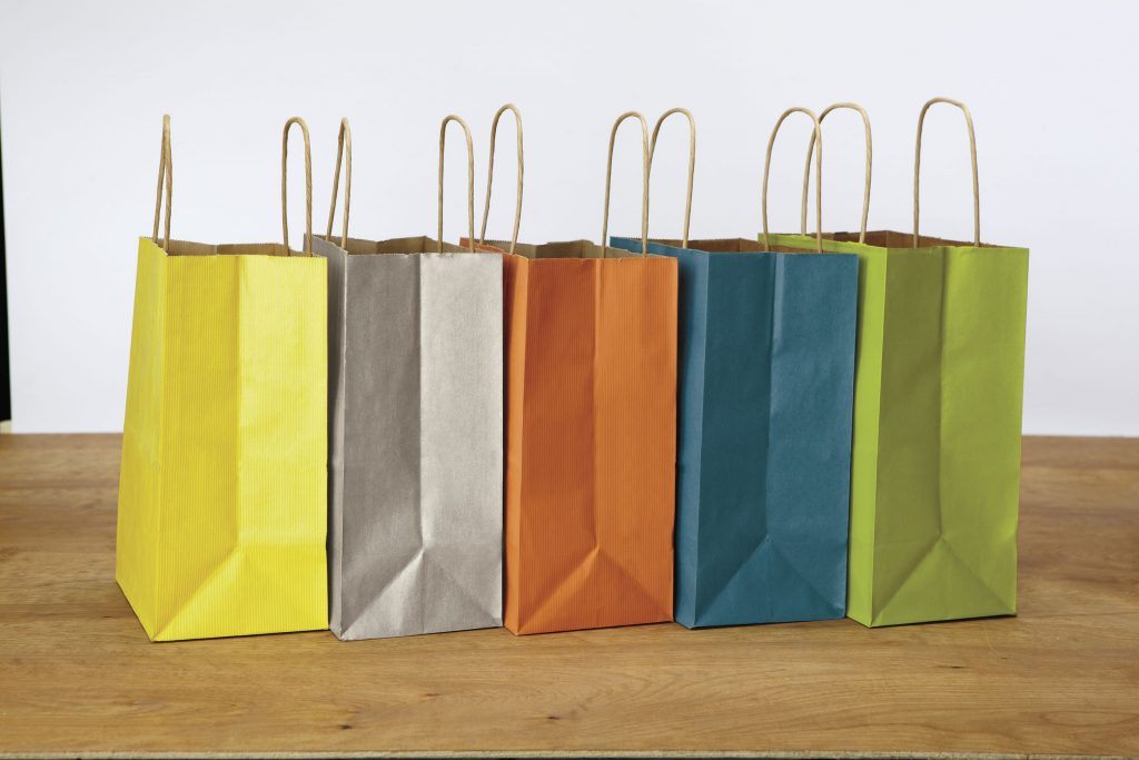 Essential Tips To Select the Right Retail Bags for Your Business!