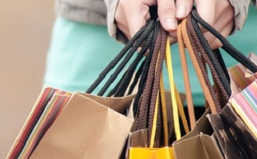 Stand out as a noticeable brand in USA with customized printed paper bags
